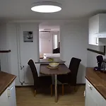 Mit Klimaanlage Am Neckarufer, Schoene Aussicht 3*