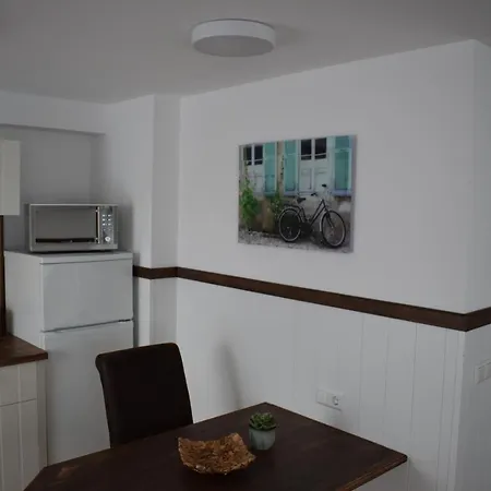 Mit Klimaanlage Am Neckarufer, Schoene Aussicht Bad Friedrichshall