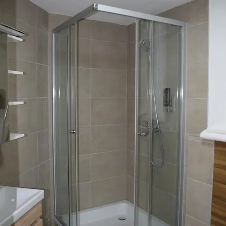 Ξενοδοχείο με διαμερίσματα Mit Klimaanlage Am Neckarufer, Schoene Aussicht Bad Friedrichshall