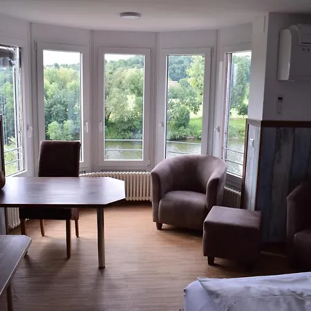 Aparthotel Mit Klimaanlage Am Neckarufer, Schoene Aussicht Bad Friedrichshall