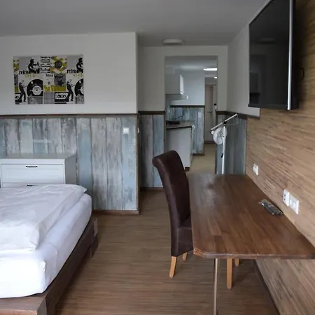Aparthotel Mit Klimaanlage Am Neckarufer, Schoene Aussicht