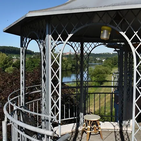 Mit Klimaanlage Am Neckarufer, Schoene Aussicht アパートホテル