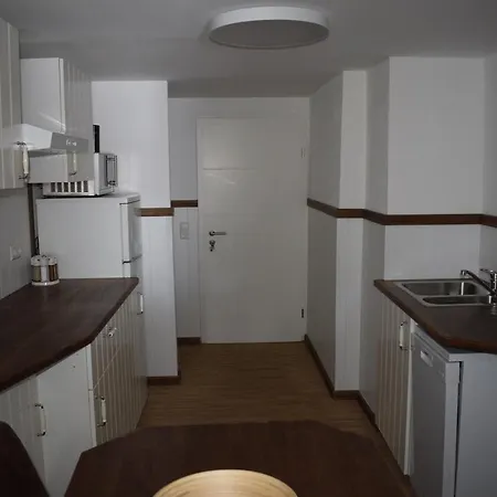 Mit Klimaanlage Am Neckarufer, Schoene Aussicht 公寓式酒店 3*