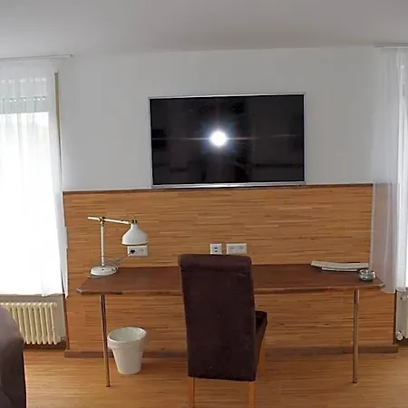 Mit Klimaanlage Am Neckarufer, Schoene Aussicht 公寓式酒店 巴特腓特烈斯哈尔