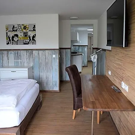 Mit Klimaanlage Am Neckarufer, Schoene Aussicht 公寓式酒店